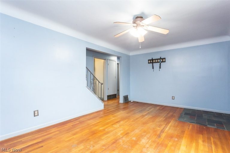 28855 Hazel Avenue, Wickliffe, OH - Photo 5