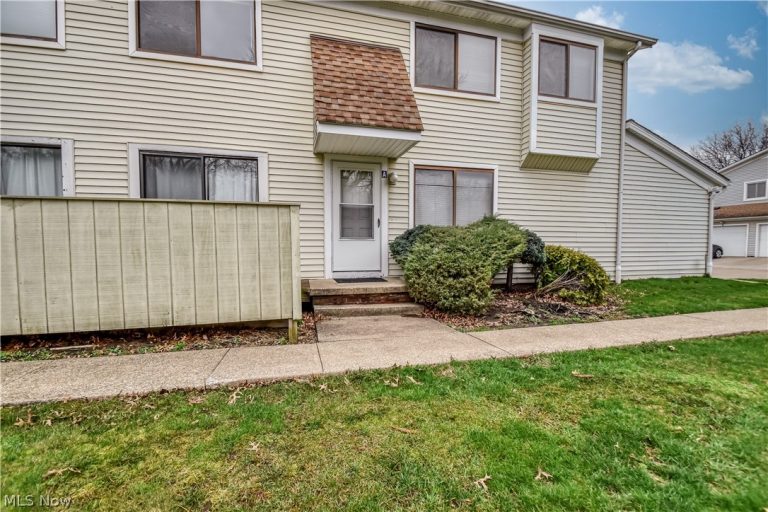 5542 Bretton Court #A, Willoughby, OH, 44094