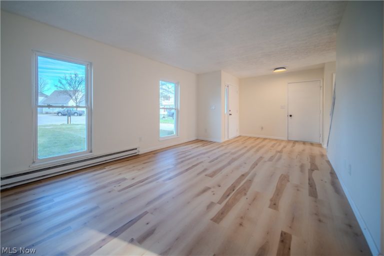 886 Bunker Hill, Medina, OH - Photo 2