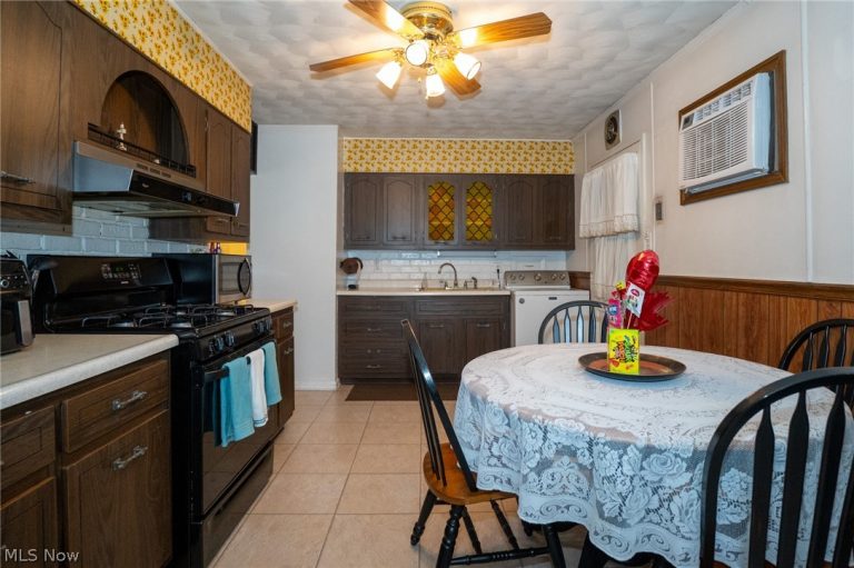 109 Greentree Lane, Weirton, WV - Photo 5