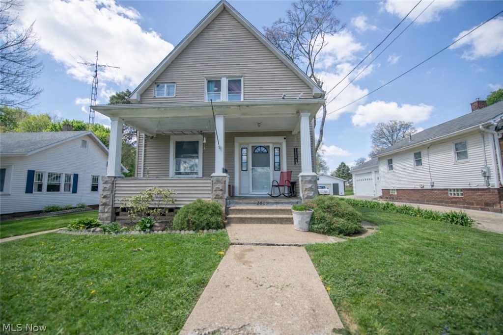 2605 Demington Avenue, Canton, OH