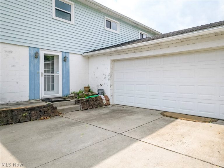 154 Locust Boulevard, Steubenville, OH - Photo 4