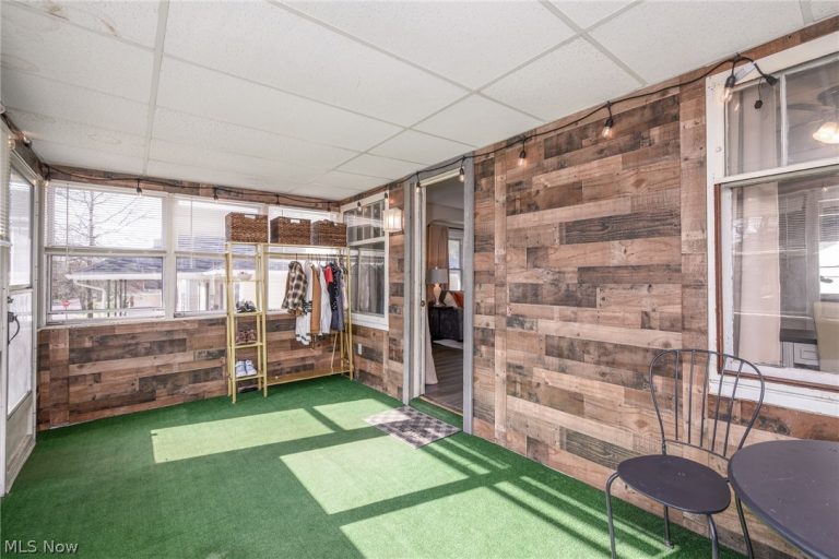 1106 Collinwood Avenue, Akron, OH - Photo 5