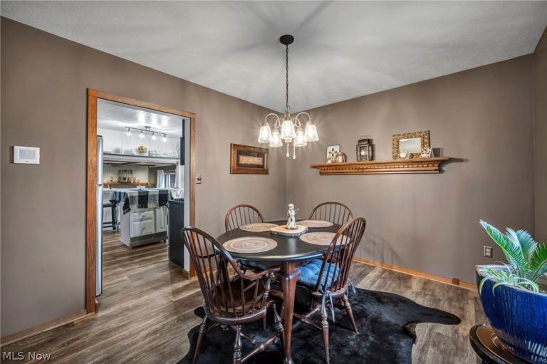 16524 Timberline Drive, Strongsville, OH - Photo 6