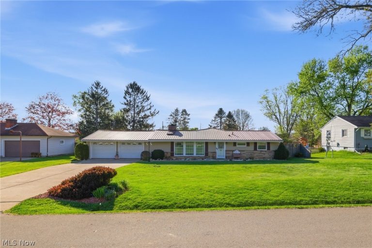 2752 Hillcrest Drive, Mansfield, OH - Photo 3