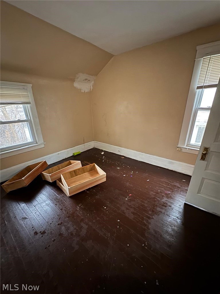 12520 Cornado Avenue, Cleveland, OH - Photo 6