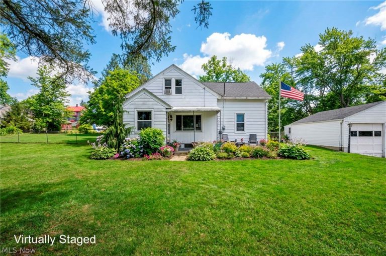 591 Long Drive, Norton, OH - Photo 2