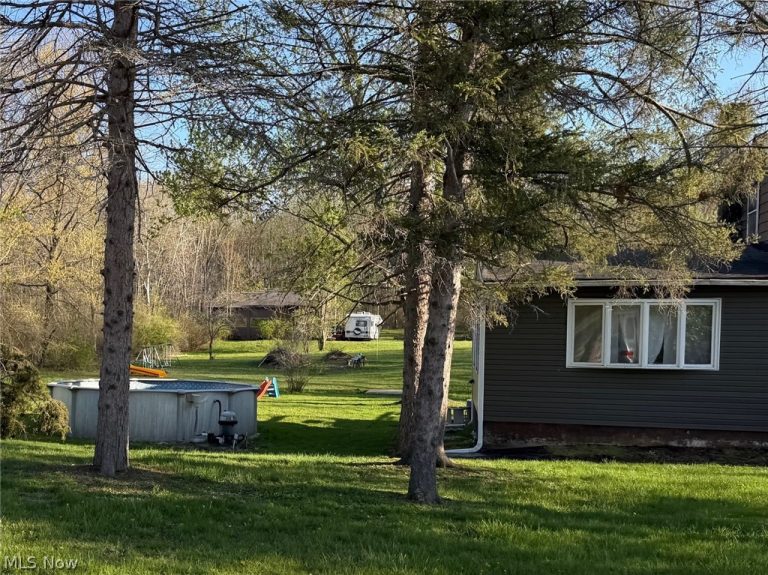 135 Harper Road, Streetsboro, OH - Photo 8