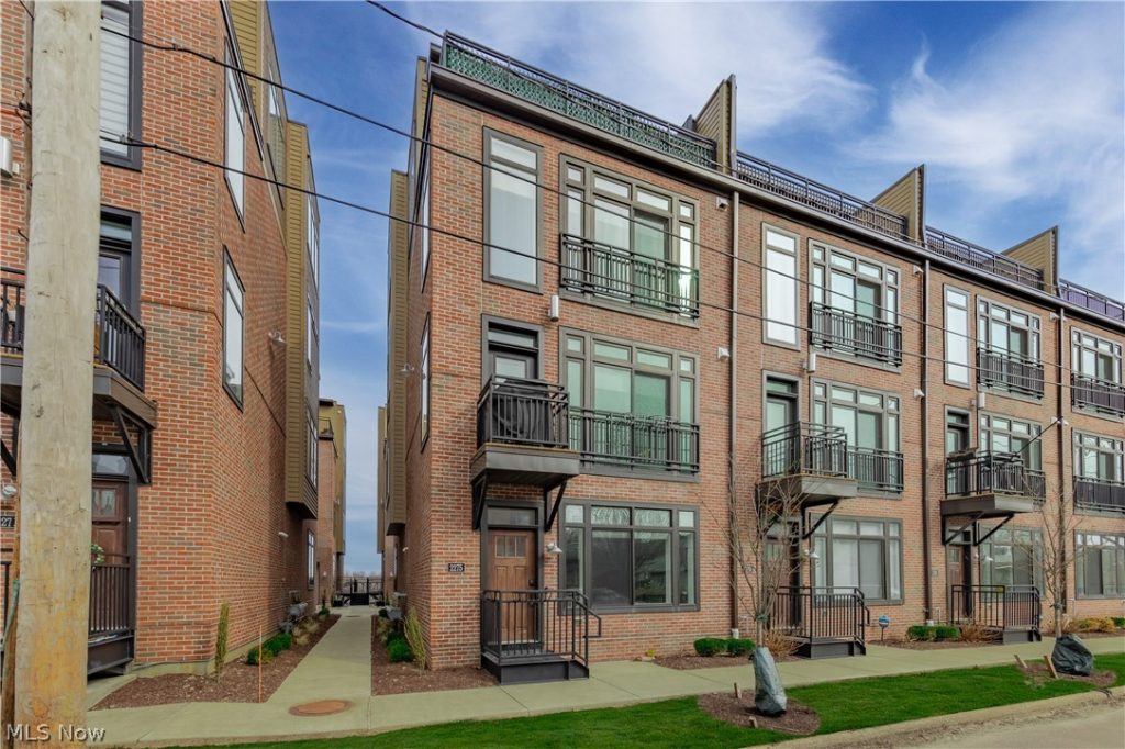 2275 19 Street, Cleveland, OH