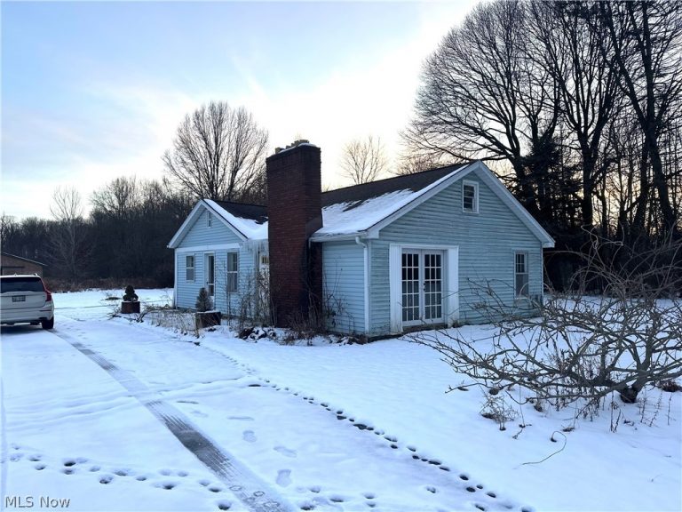 5733 Miller Road, Lowellville, OH, 44436