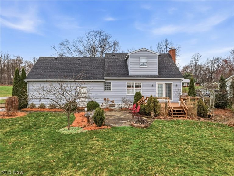 1740 Hearthside Drive, Salem, OH - Photo 4