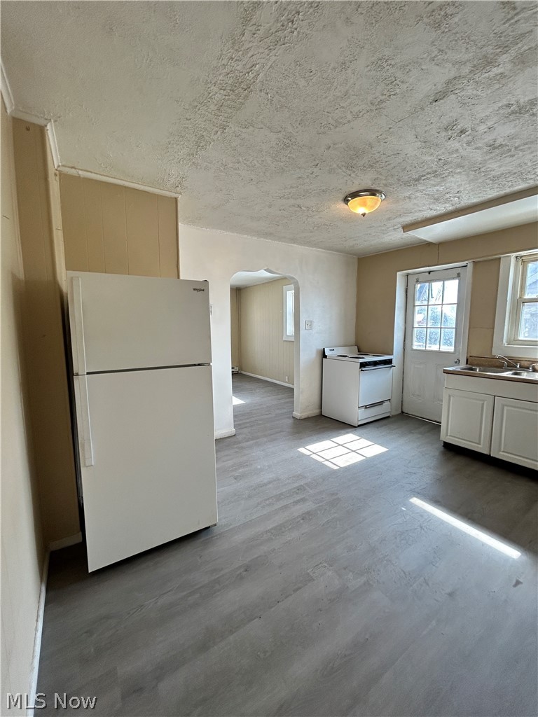 106 12th #Apt 1, Weirton, WV - Photo 3