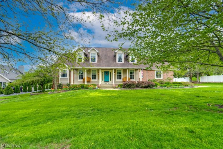 6332 Langley Street, Canton, OH - Photo 2