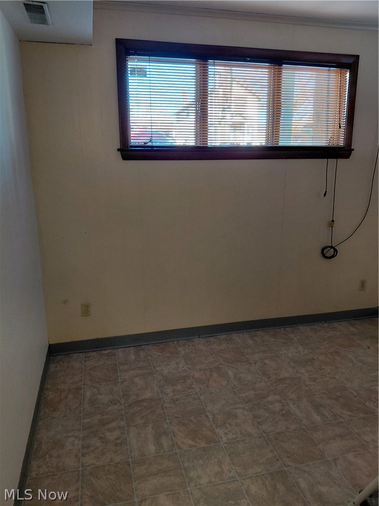 211 Main Street, Hubbard, OH - Photo 8