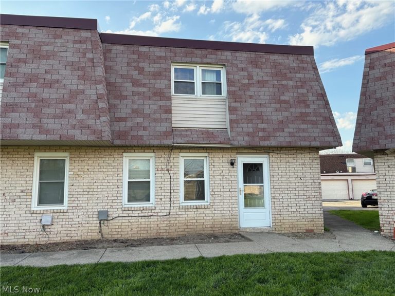 4263 Bennington Boulevard, Brunswick, OH, 44212