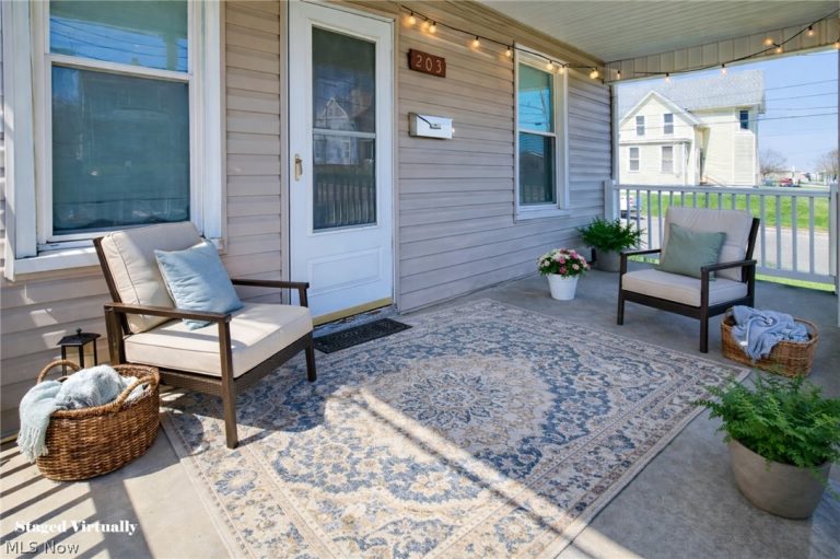 203 Harrison Avenue, Canton, OH - Photo 2