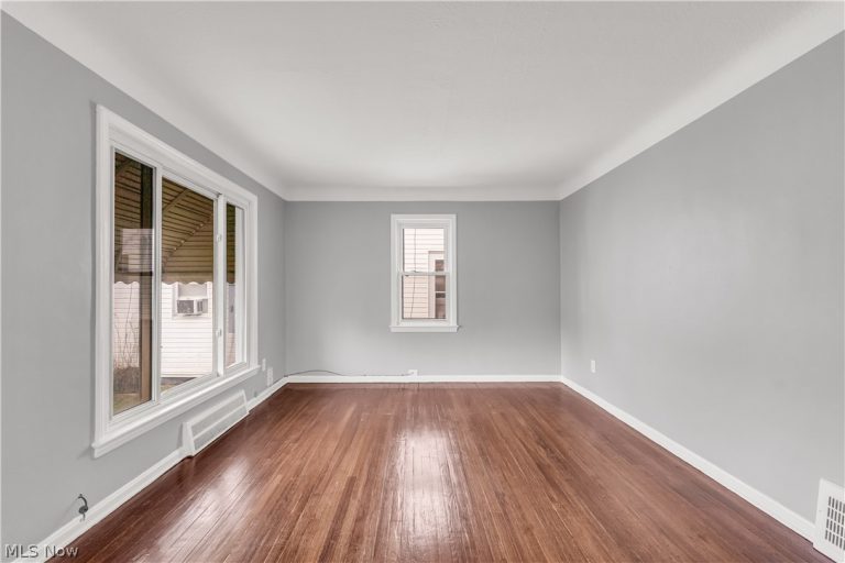 20751 Goller Avenue, Euclid, OH - Photo 5