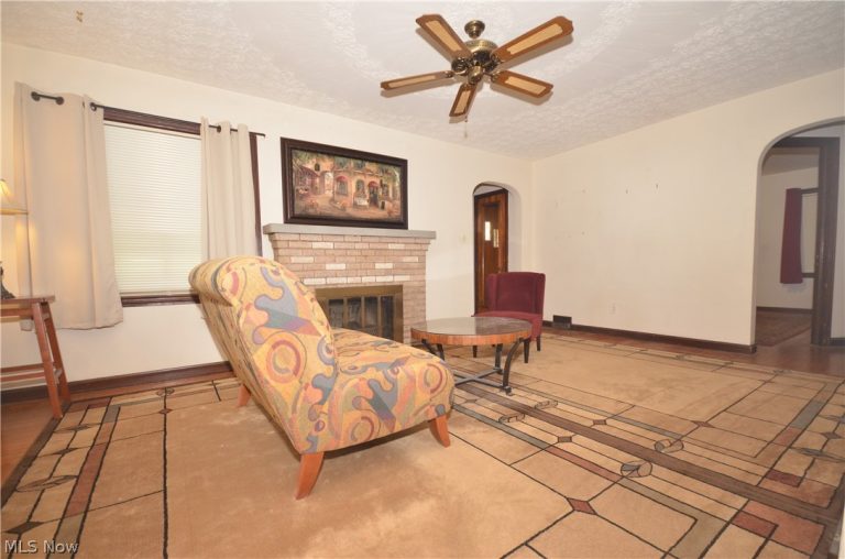 1601 Tonawanda Avenue, Akron, OH - Photo 5