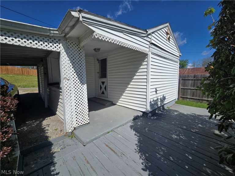55 Hall Street, Roseville, OH - Photo 5