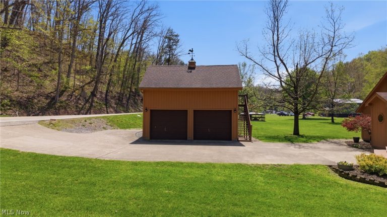 4324 Deerwalk Highway, Waverly, WV - Photo 3
