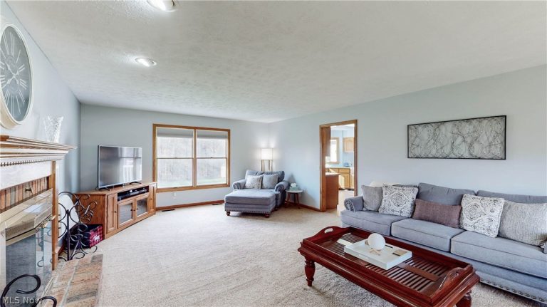 876 Jennifer Trail, Tallmadge, OH - Photo 6
