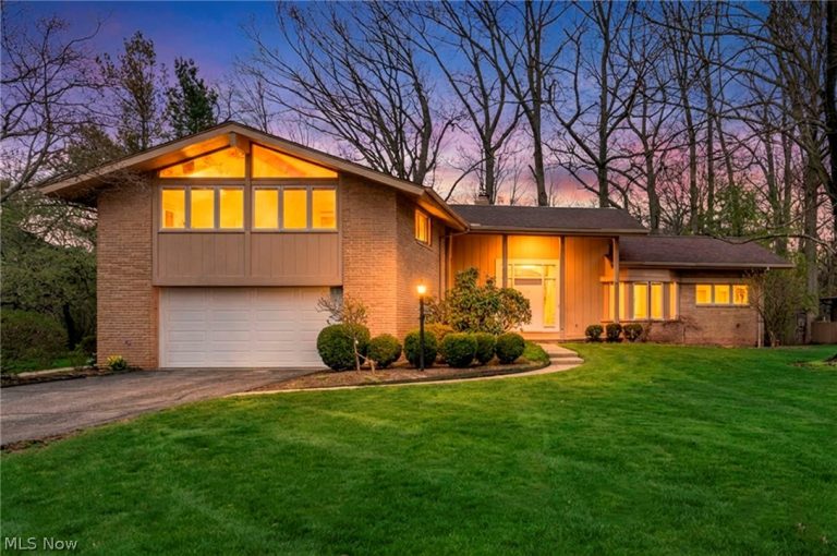 3565 Eldorado Drive, Rocky River, OH, 44116
