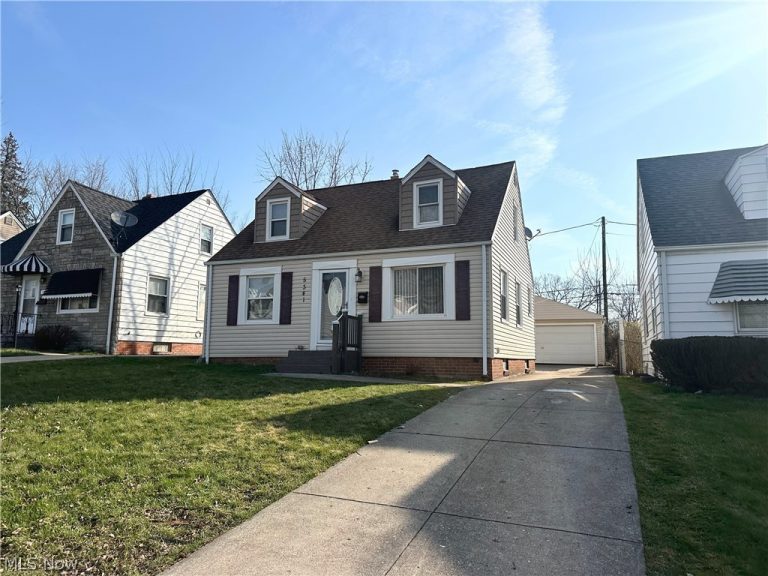 5341 Hollywood Avenue, Maple Heights, OH, 44137