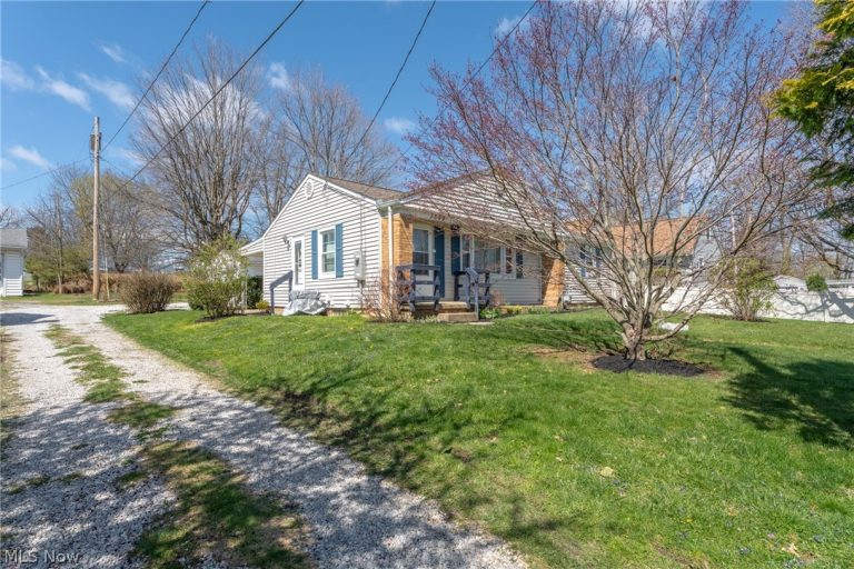 1539 Parkway Boulevard, Alliance, OH - Photo 4