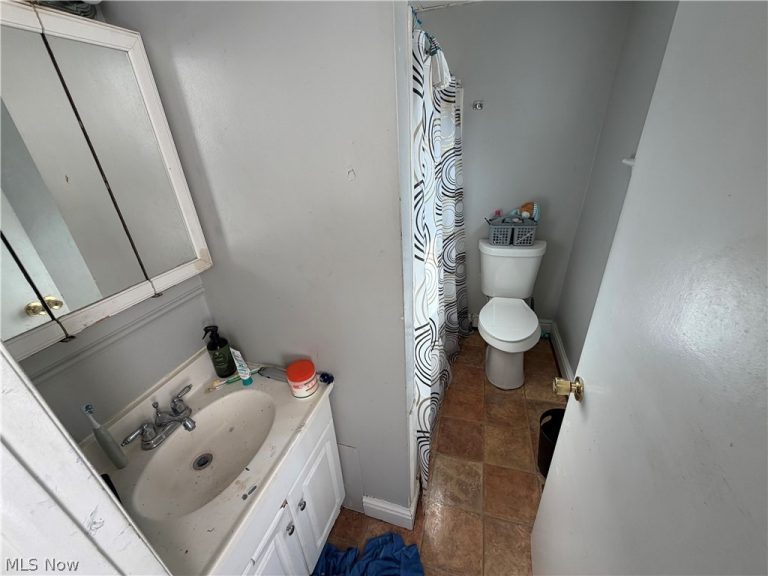 3224 32nd Street, Cleveland, OH - Photo 8