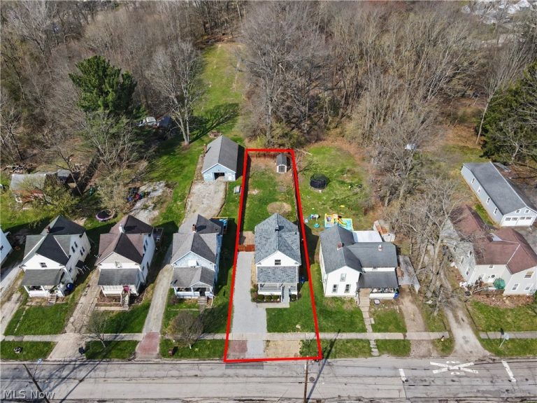 519 Day Street, Ravenna, OH - Photo 3