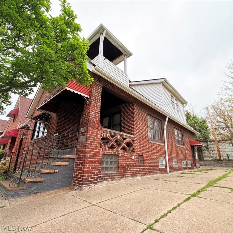 895 Rondel Road, Cleveland, OH - Photo 5