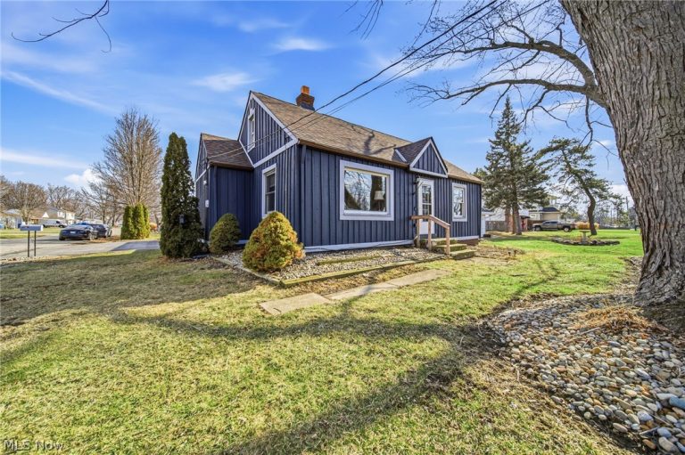 33378 Lake Shore Boulevard, Eastlake, OH, 44095
