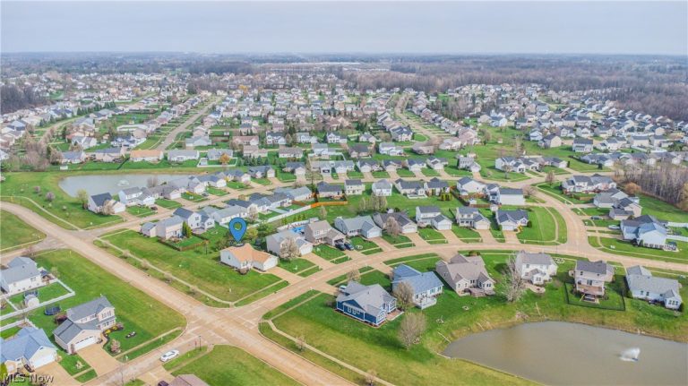 38222 Pebble Lake Trail, North Ridgeville, OH - Photo 6