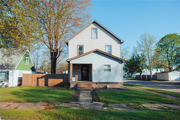 935 Front Street, Dover, OH, 44622