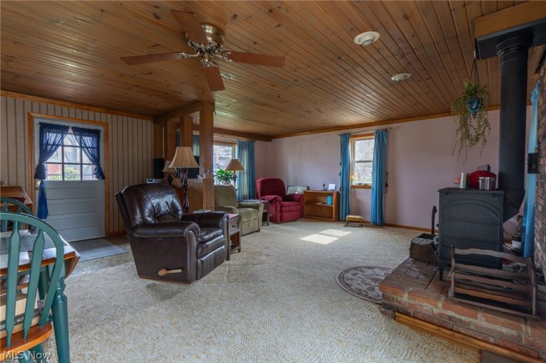 28 Wellesly Boulevard, Painesville, OH - Photo 5