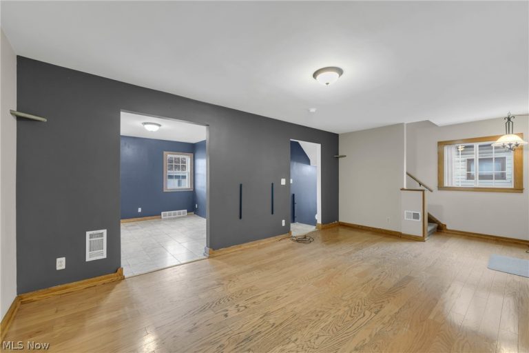 4909 Burger Avenue, Cleveland, OH - Photo 8