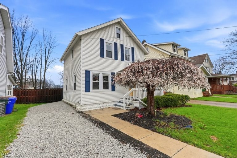 212 Marguerite Avenue, Cuyahoga Falls, OH - Photo 2