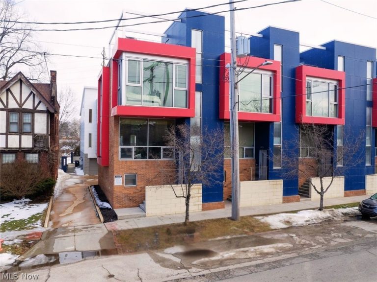 1671 118 Street, Cleveland, OH, 44106