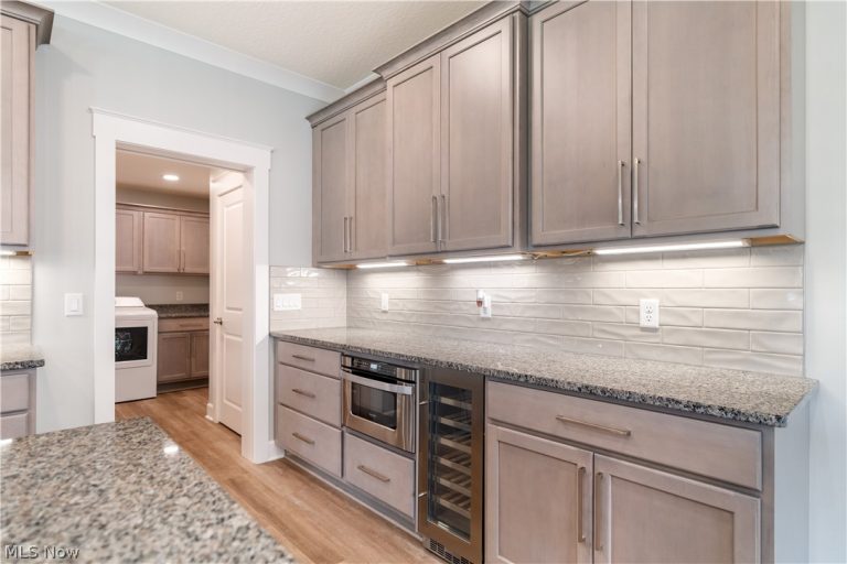 3542 Red Tail Circle, Canton, OH - Photo 5