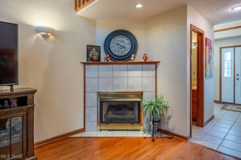 331 Grand C Heights, Mineral Wells, WV - Photo 8
