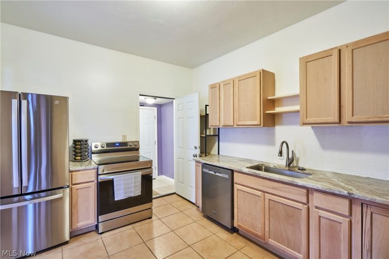 3218 Marvin Avenue, Cleveland, OH - Photo 4