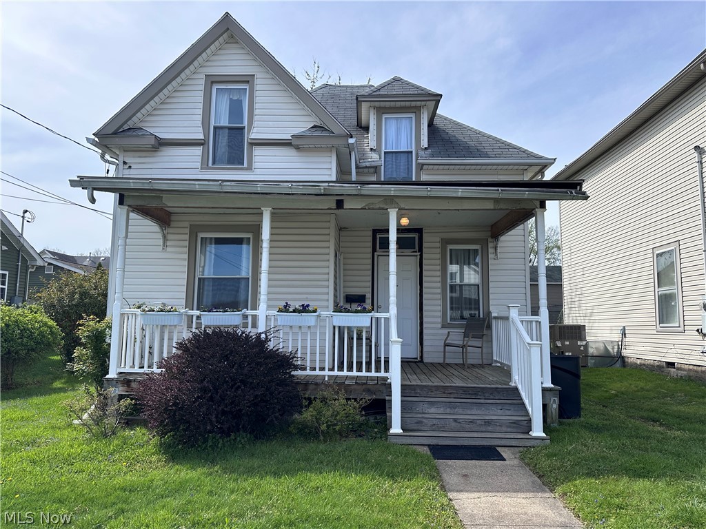1605 Dewey Street, Parkersburg, WV