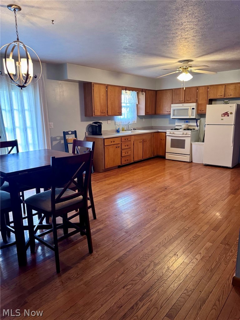 34 Chris Street, Belpre, OH - Photo 4