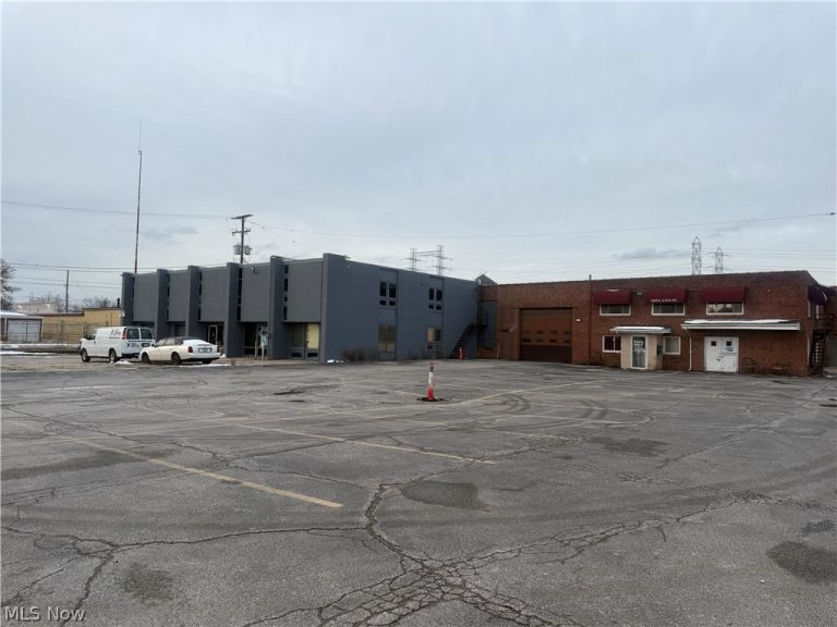 11350 Brookpark Road #A, Brooklyn, OH, 44130