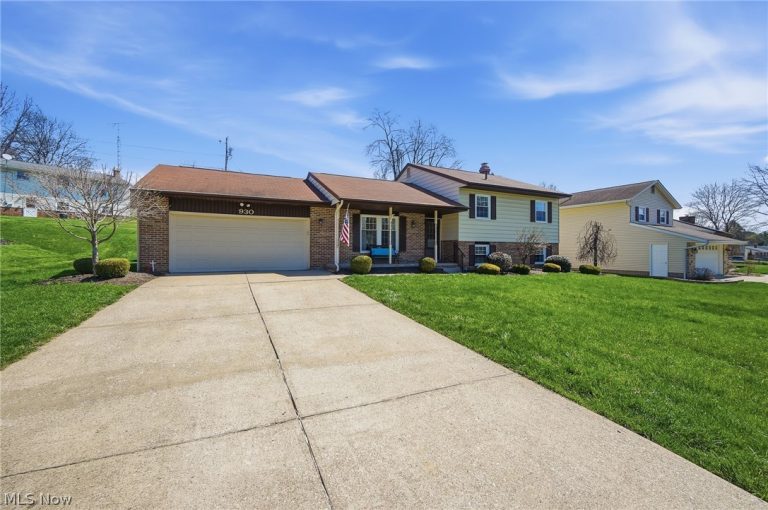 930 Bellarbor Avenue, Canton, OH - Photo 2