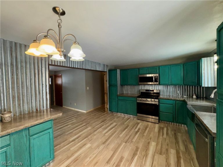470 Nel Da Mar Drive, New Concord, OH - Photo 8
