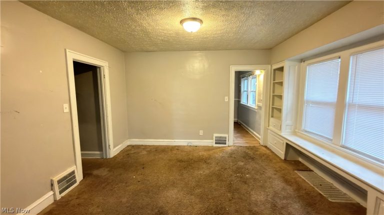 3423 137th Street, Cleveland, OH - Photo 8