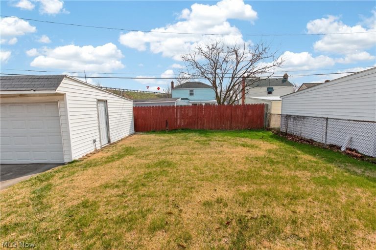 3145 138th Street, Cleveland, OH - Photo 5