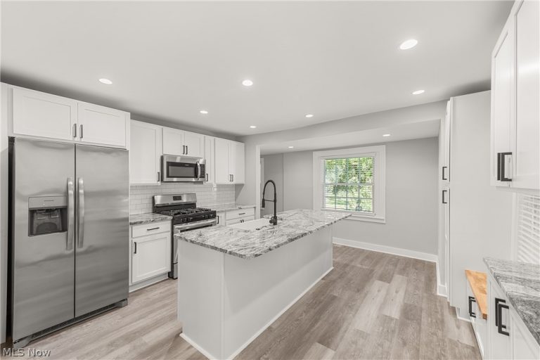 37384 Detroit Road, Avon, OH - Photo 6