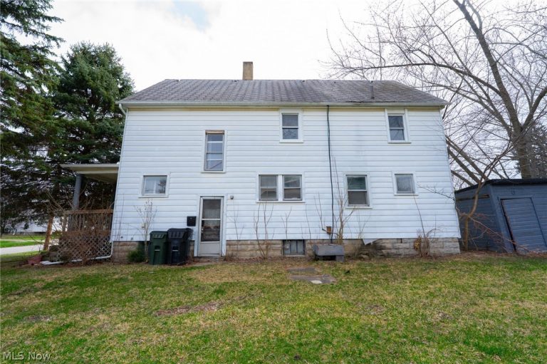148 Oak Street, Elyria, OH - Photo 6